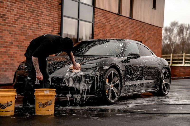 After: Hydrophobic SiO2 foam wash reflection
